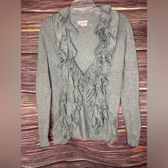Romero & Juliet Couture Gray Sweater. Size X-Small. - Picture 6 of 8